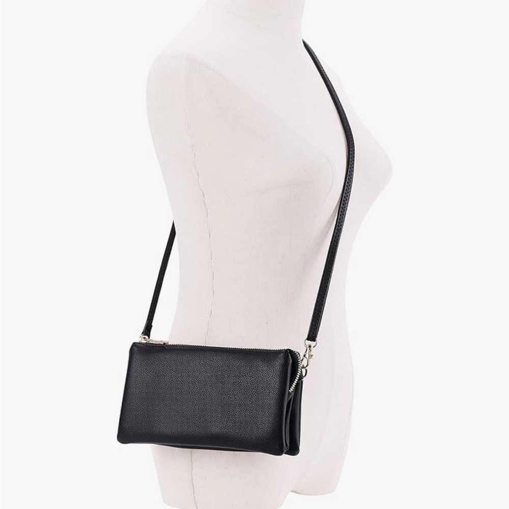 Crossbody Convertible Crossbody Purse/Wristlet Clutch